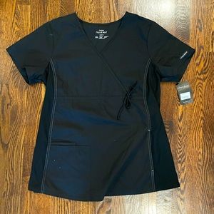 Cherokee maternity scrub set size M, black